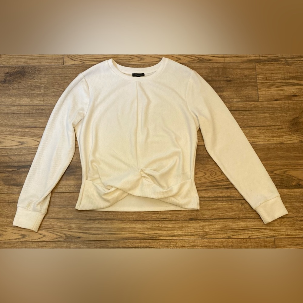 NWOT Dynamite crescent long sleeve - Picture 6 of 6